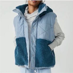 Free People Movement Adventure Awaits Vest Cosmic Sea Blue Med (fits large/XL)